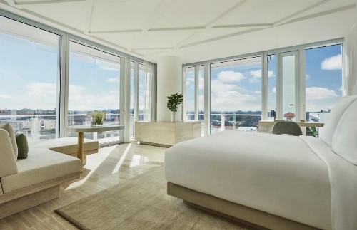Four Seasons Hotel at The Surf Club - image 15