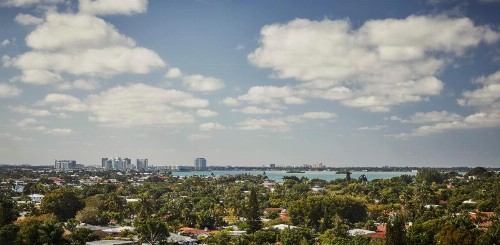 Four Seasons Hotel at The Surf Club - image 17