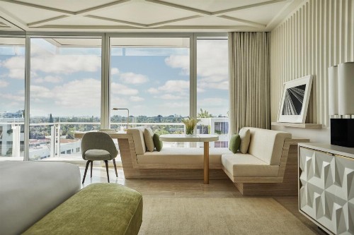 Four Seasons Hotel at The Surf Club - image 22