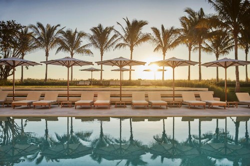 Four Seasons Hotel at The Surf Club - image 3