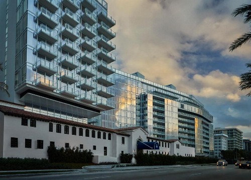 Four Seasons Hotel at The Surf Club - image 32
