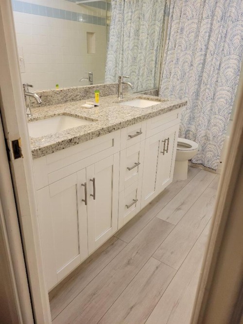 2 Bedroom 2 Bath Beachfront Condo on Miami Beach Millionaire Row - image 12