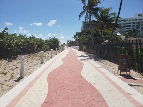 2 Bedroom 2 Bath Beachfront Condo on Miami Beach Millionaire Row - image 43