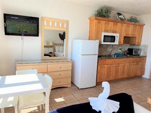 Ocean Front Units at Casablanca - image 5