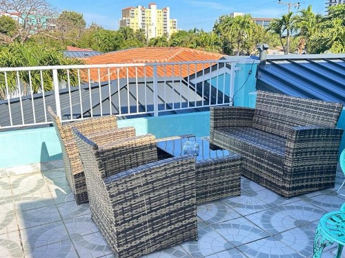 Blue House Miami - image 10