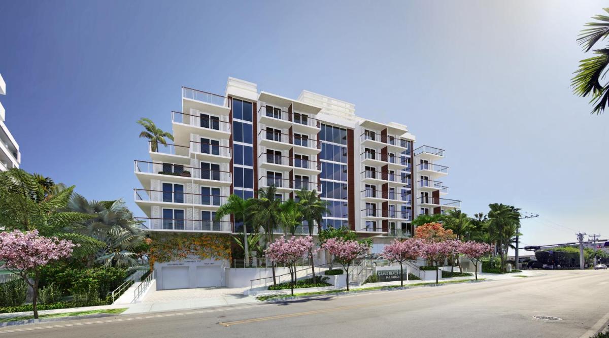 Grand Beach Hotel Bay Harbor - image 3