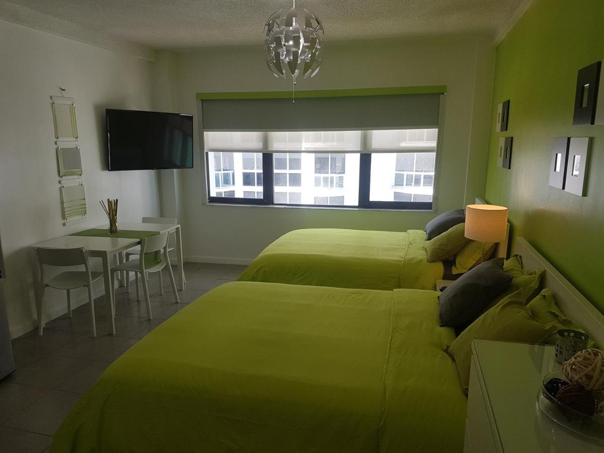 Miami Beach Suncoast Apartment IV - image 6