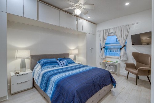 Ocean Drive Apartments - image 12