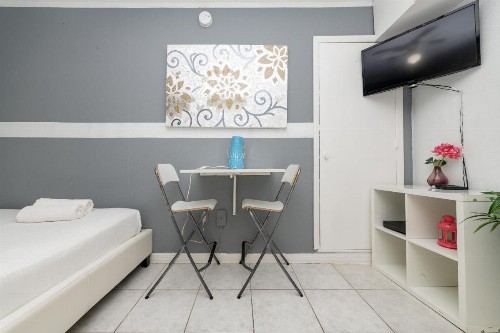 Ocean Drive Beach Apartments - image 3