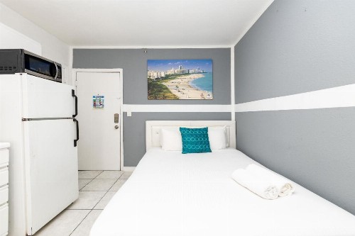 Ocean Drive Beach Apartments - image 8