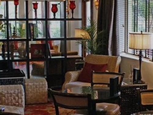 South Beach Plaza Hotel - image 4