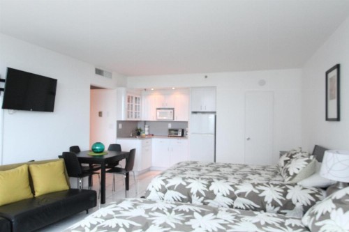 Penthouse in the sky - image 25