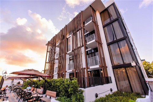 Urbanica Fifth - image 29