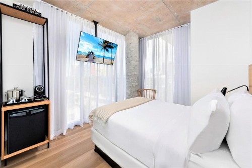 Urbanica Fifth - image 45