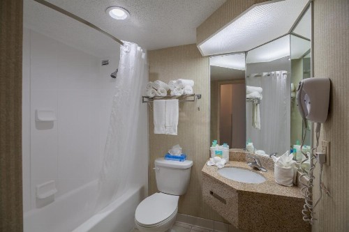 Stadium Hotel - image 40