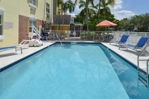 TownePlace Suites Miami Lakes - image 12