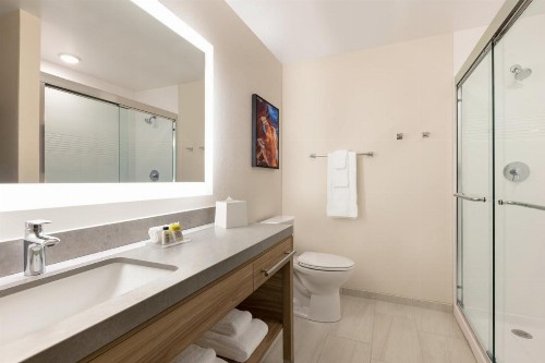 TownePlace Suites Miami Lakes - image 7