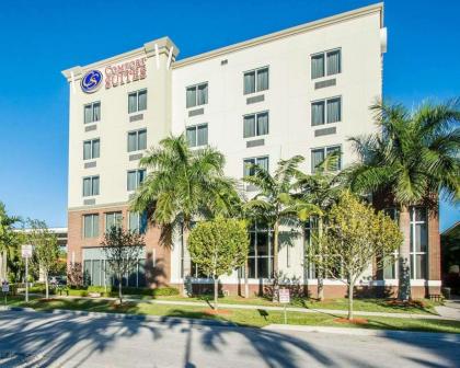 Comfort Suites Miami Airport North