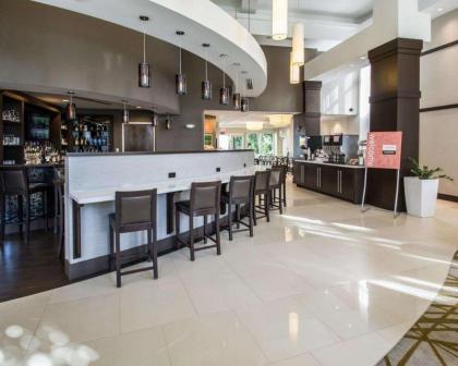 Comfort Suites Miami Airport North - image 4