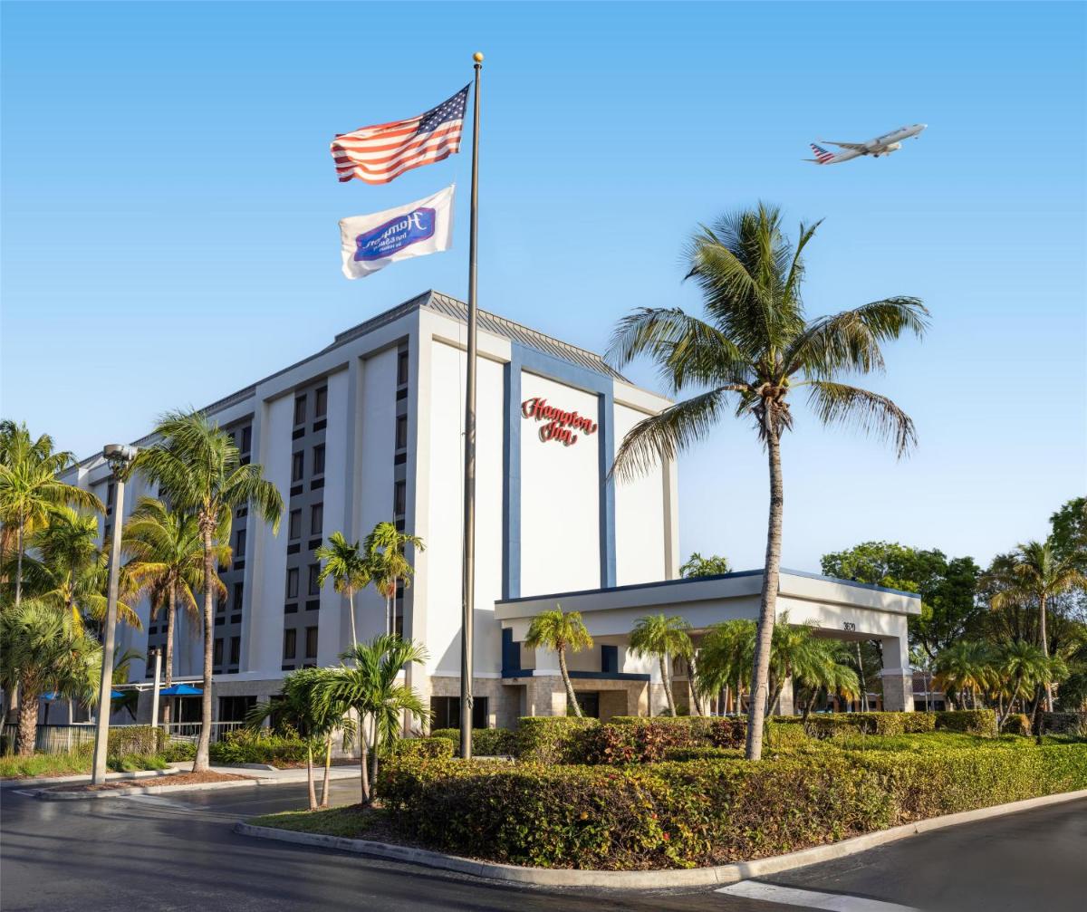 Hampton Inn Miami-Airport West - main image