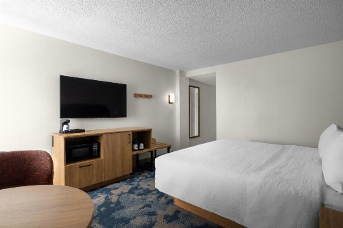 Hampton Inn Miami-Airport West - image 48