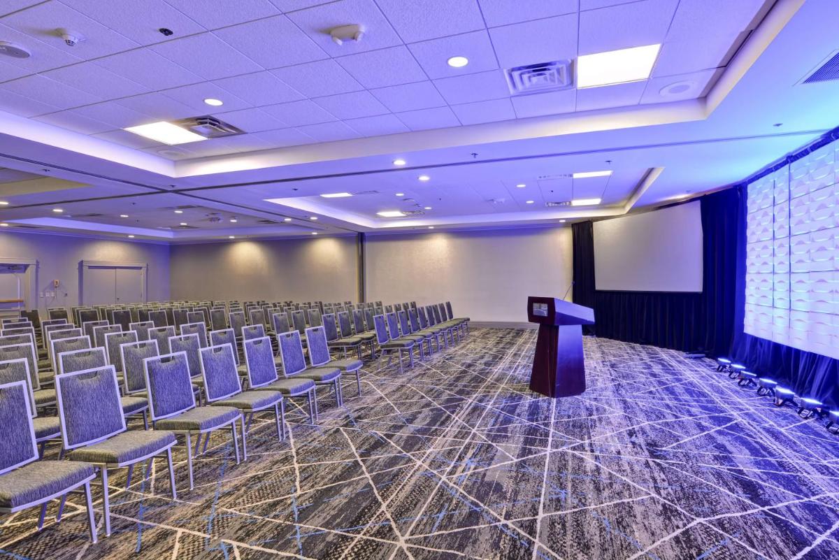 Embassy Suites by Hilton Miami International Airport - image 2
