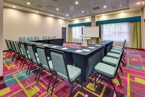 Hampton Inn Miami-Coconut Grove/Coral Gables - image 14