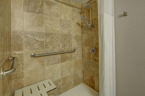 Hampton Inn Miami-Coconut Grove/Coral Gables - image 26