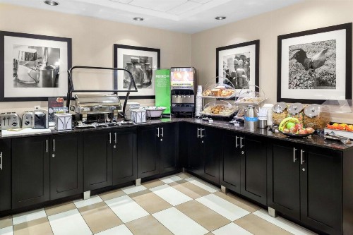 Hampton Inn Miami/Dadeland - image 12