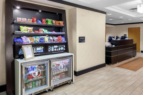 Hampton Inn Miami/Dadeland - image 18