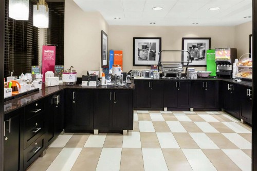 Hampton Inn Miami/Dadeland - image 21