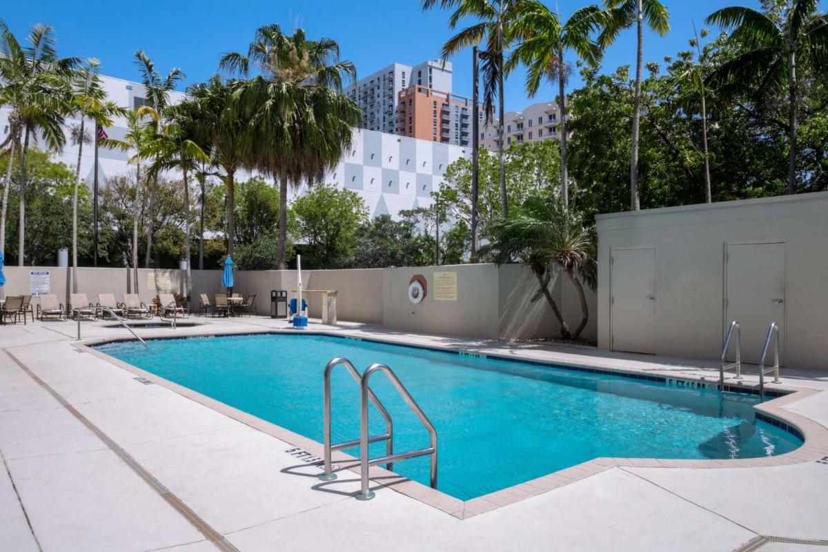 Hampton Inn Miami/Dadeland - image 7