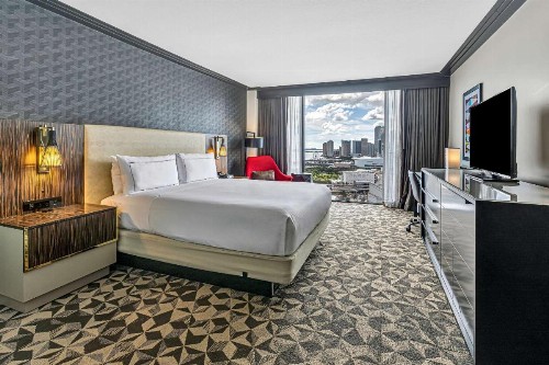 Hilton Miami Downtown - image 22