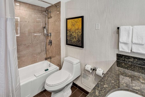 Hilton Miami Downtown - image 40