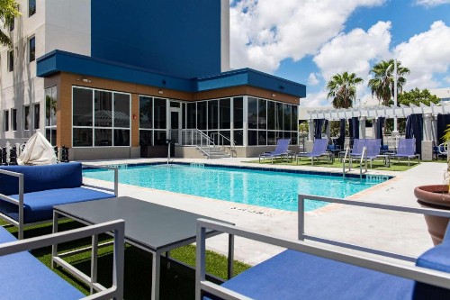Hampton Inn & Suites Miami Airport South/Blue Lagoon - image 8