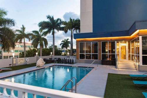 Hampton Inn & Suites Miami Airport South/Blue Lagoon - image 9