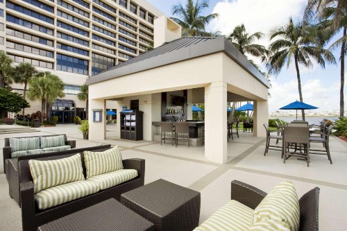 Hilton Miami Airport Blue Lagoon - image 21