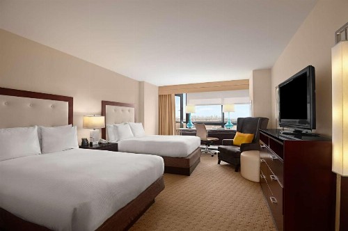 Hilton Miami Airport Blue Lagoon - image 23