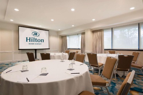 Hilton Miami Airport Blue Lagoon - image 38