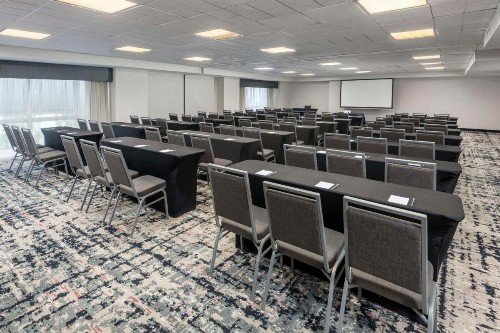 Homewood Suites Miami Airport/Blue Lagoon - image 17