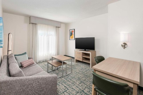 Homewood Suites Miami Airport/Blue Lagoon - image 36