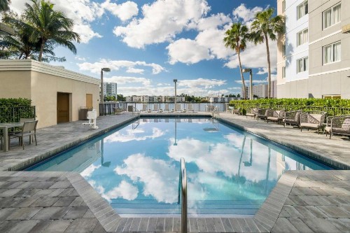 Homewood Suites Miami Airport/Blue Lagoon - image 44
