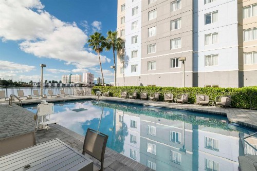 Homewood Suites Miami Airport/Blue Lagoon - image 49