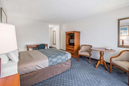 Rodeway Inn Miami I-95 - image 7
