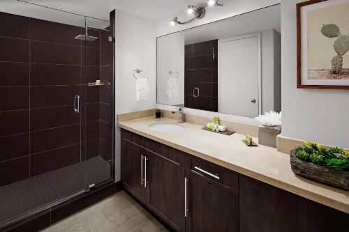 DoubleTree by Hilton Grand Hotel Biscayne Bay - image 12