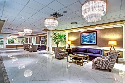 DoubleTree by Hilton Grand Hotel Biscayne Bay - image 32
