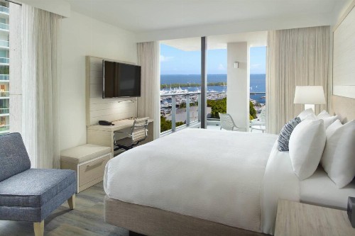 Courtyard Miami Coconut Grove - image 10