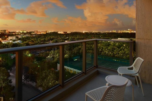 Courtyard Miami Coconut Grove - image 17