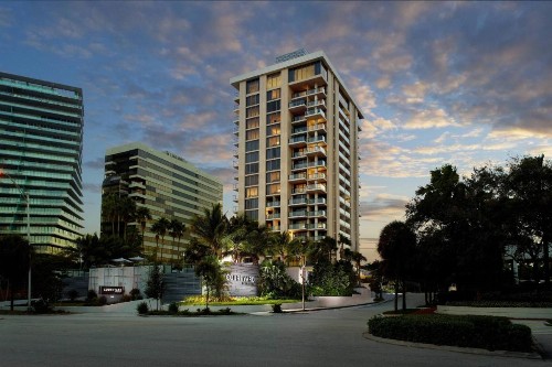 Courtyard Miami Coconut Grove - image 3