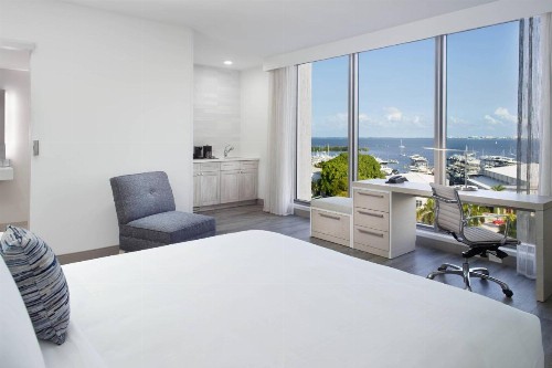 Courtyard Miami Coconut Grove - image 5